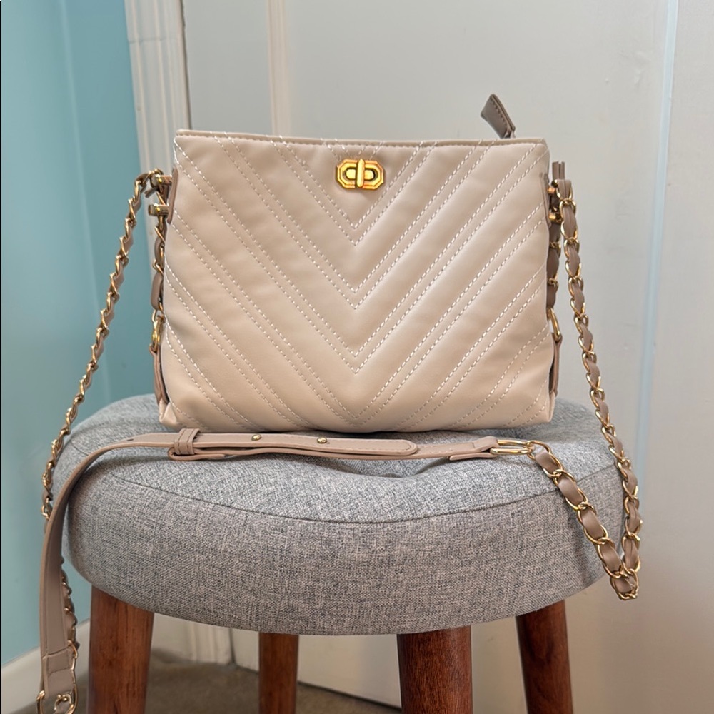 Sivim Crossbody Purse